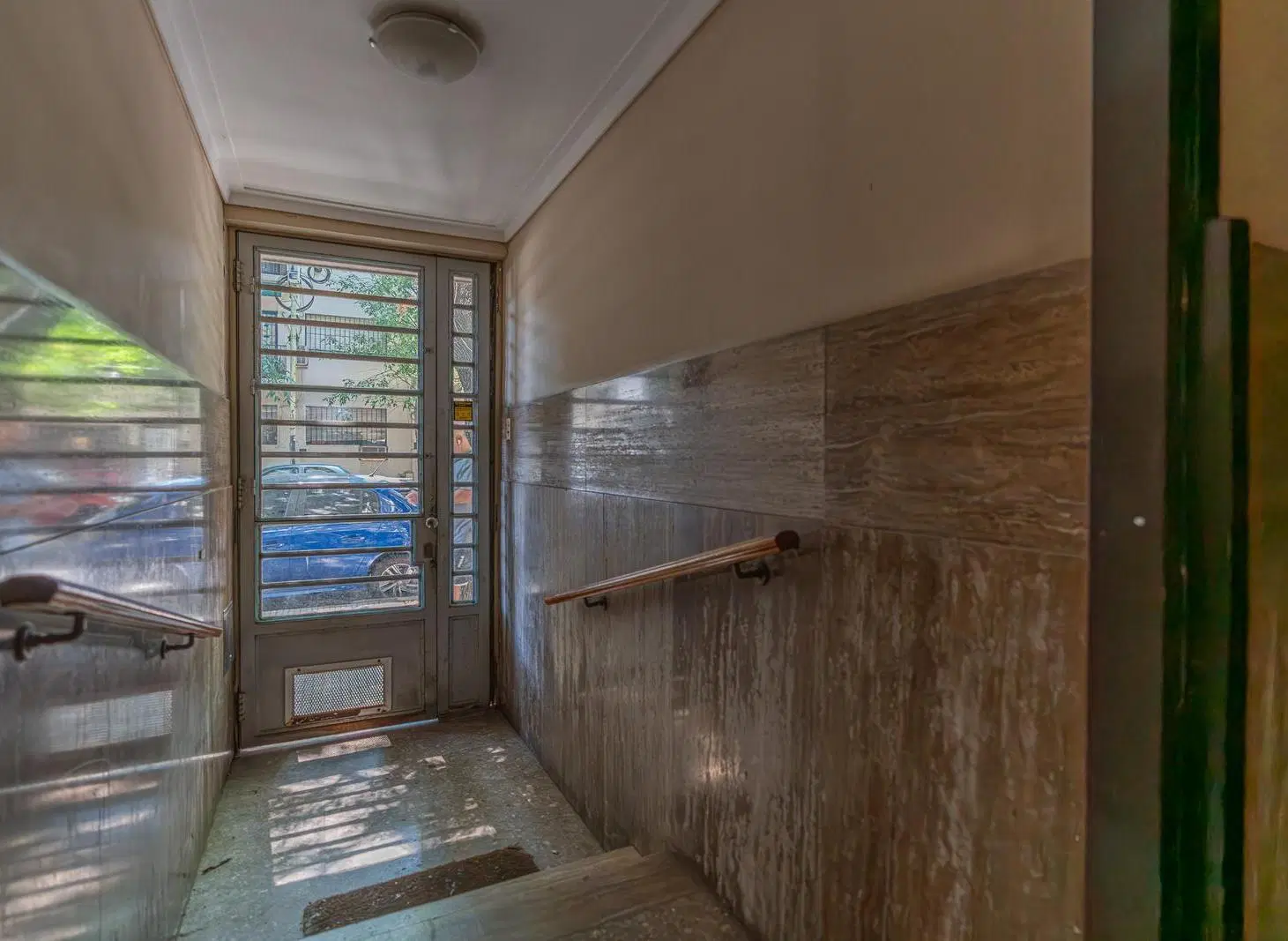 Departamento en Caballito - 3 ambientes en planta baja con cochera - apto profesional 5