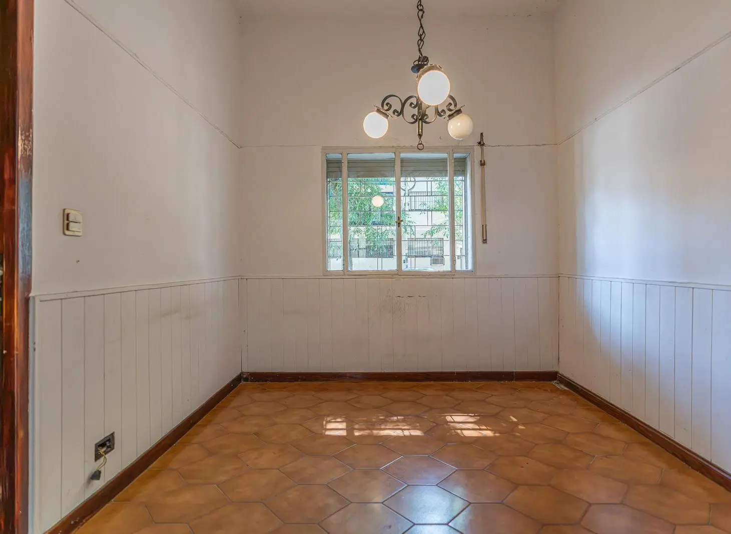 Departamento en Caballito - 3 ambientes en planta baja con cochera - apto profesional 4