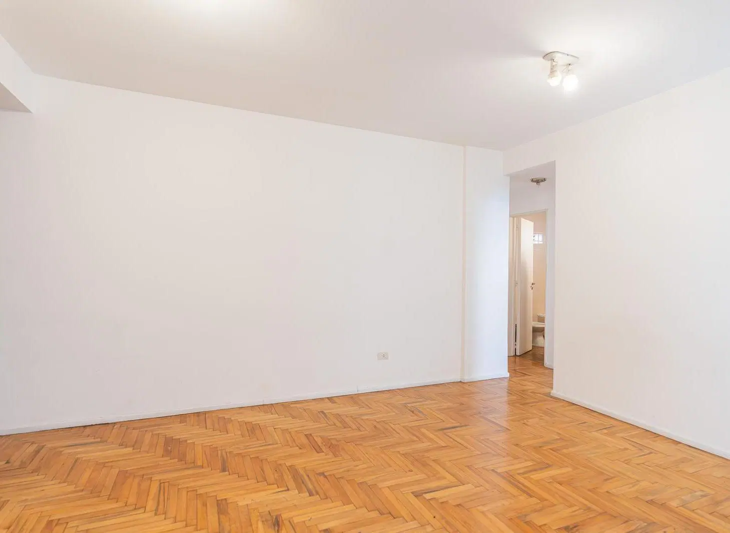 Dos ambientes interno - Edificio con Seguridad 24 hs - Apto profesional 1