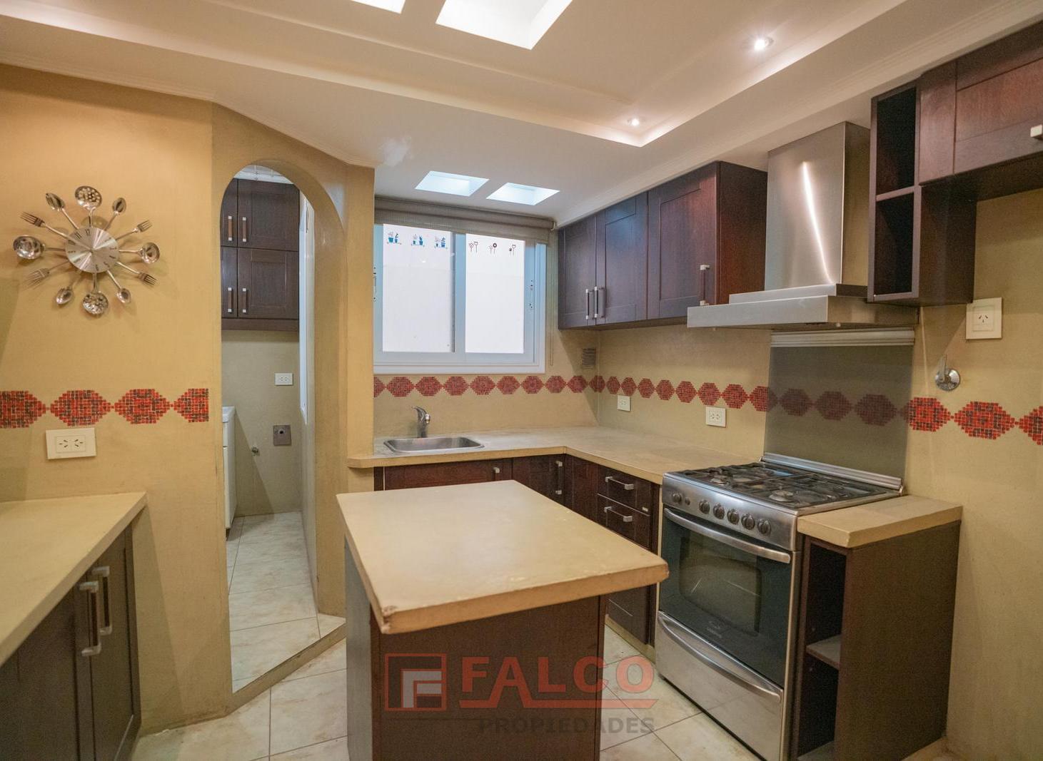 Foto de Departamento de 3 ambiente con dependencia remodelado, imagen 1