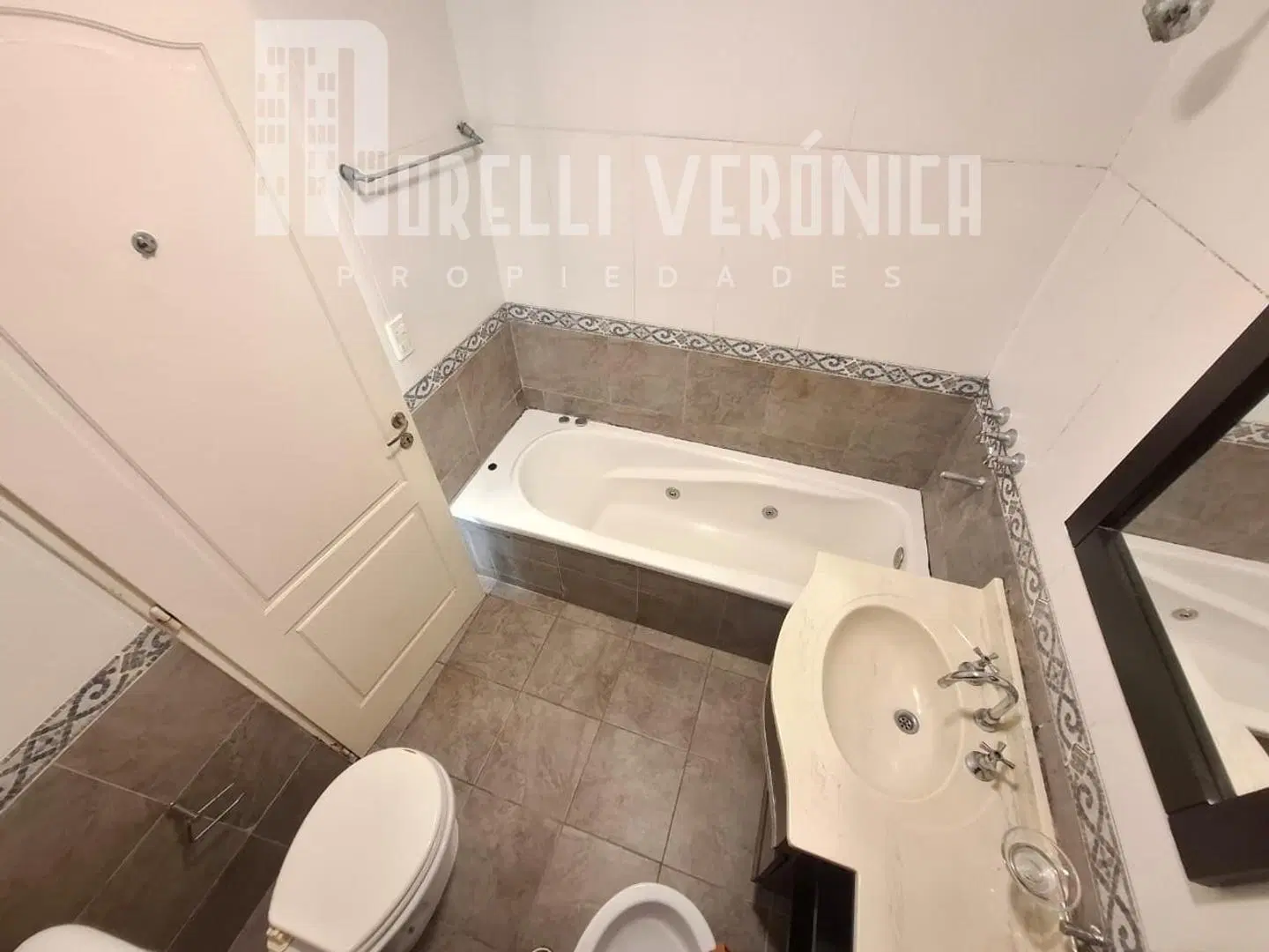 DEPARTAMENTO 3 AMBIENTES EN VENTA - VILLA BOSCH 4