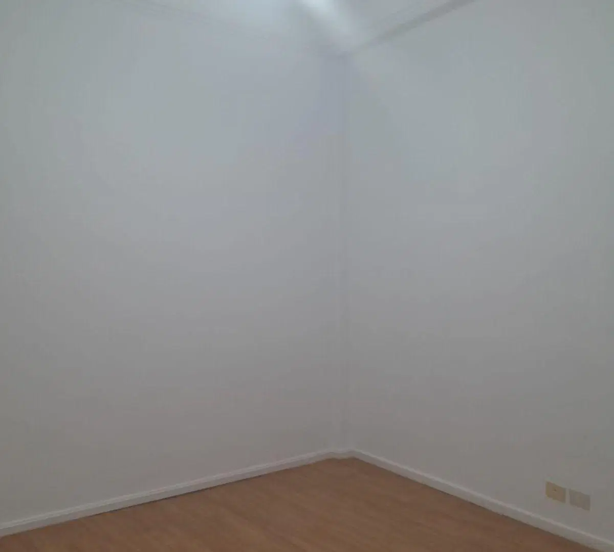Av. Callao y Santa Fe, 7° fte, 85 m, Sala de reunion y 3 oficinas archivo, baño y coc. 1