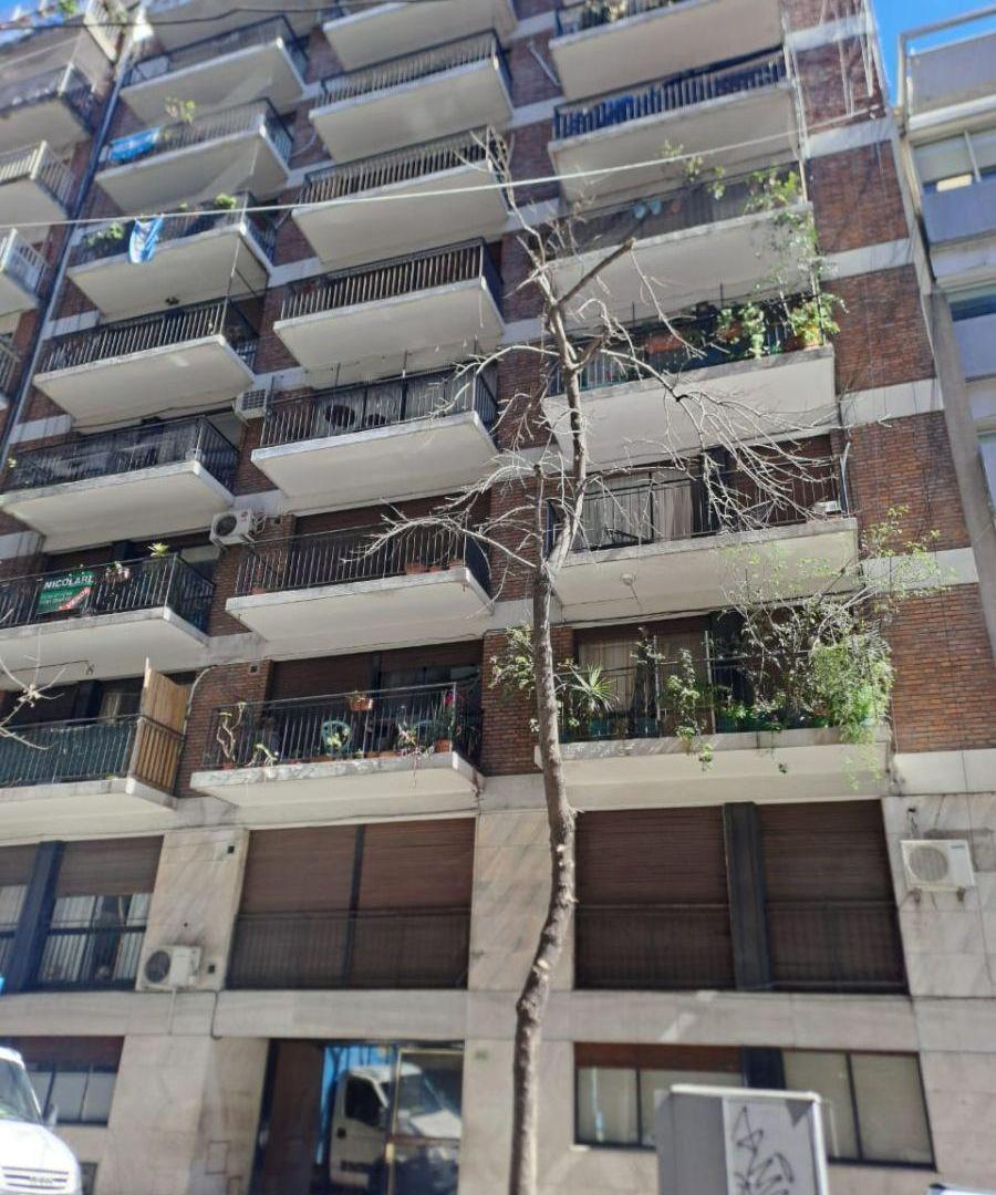 Foto de Uriburu y French, excel. amb. 6°Fte, c/ bcon (4 m.) , 29,56 m, imagen 5