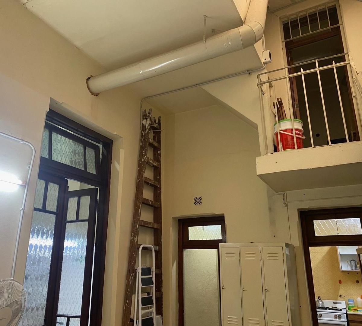 Alvarez Thomas N° 1171 - Local con Vivienda Patio y Terraza 3