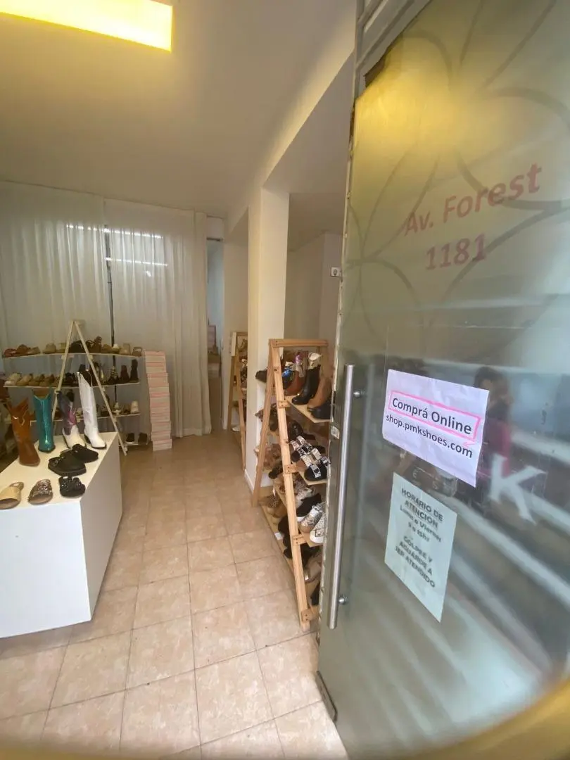 FOREST AL 1100 - LOCAL DE 80M2 TOTALES EN P.BAJA Y SOTANO 4