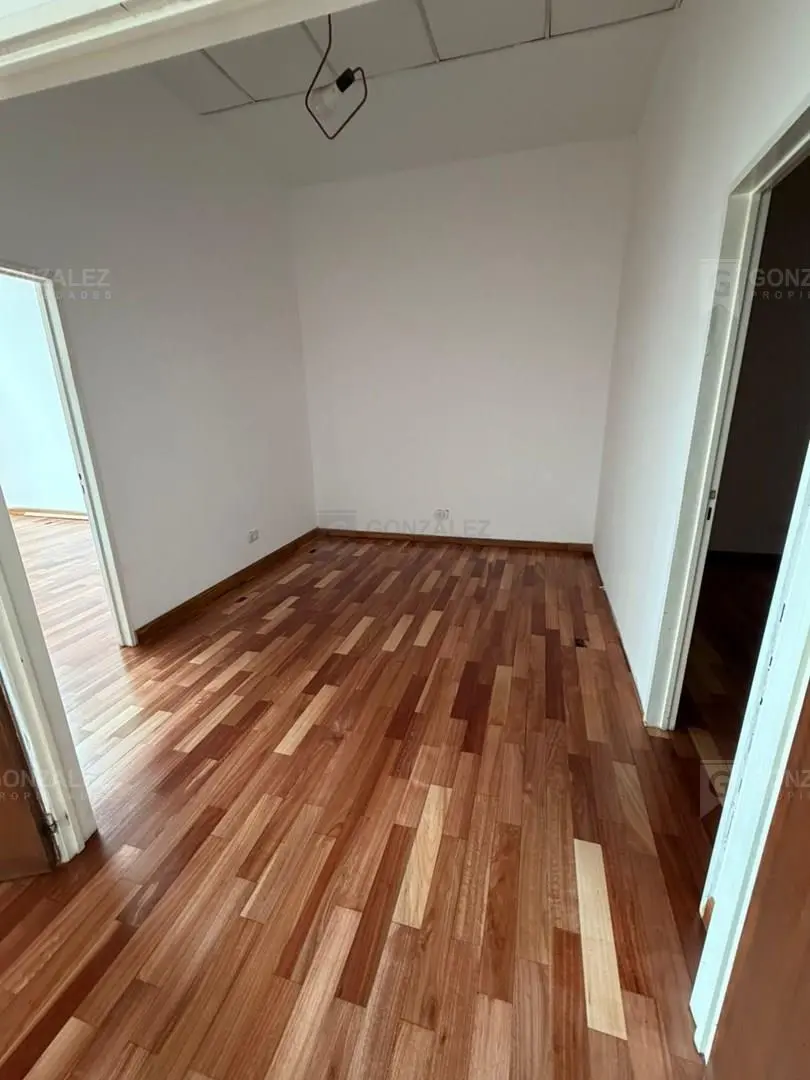 Oficina en Venta en Bureau Pilar, La Lonja, Pilar 3