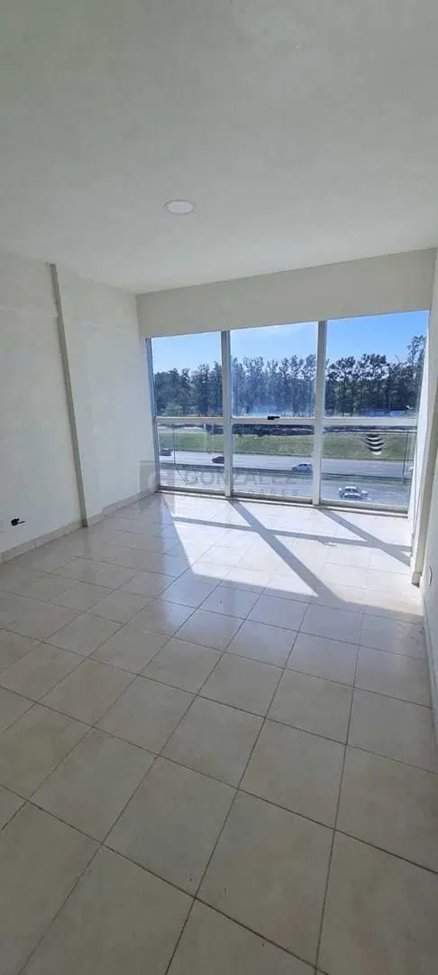 Oficina en Alquiler en Pilar, G.B.A. Zona Norte, Argentina 5
