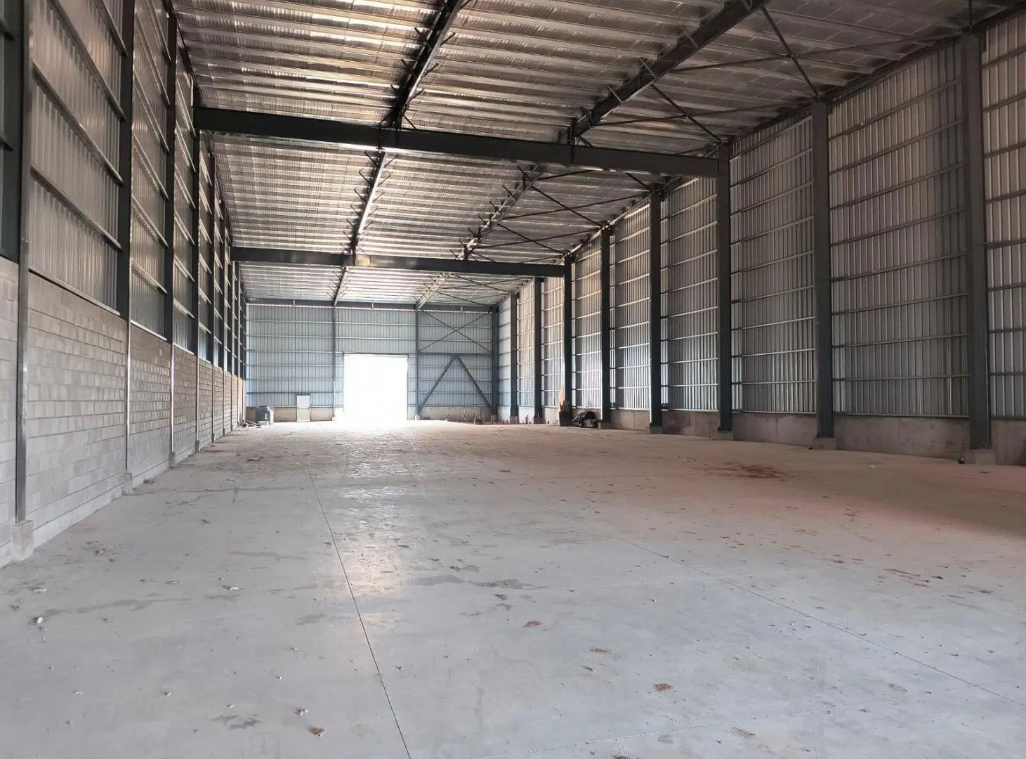 Nave Logística 1.400 m² - Parque Industrial Avant Alvear 3