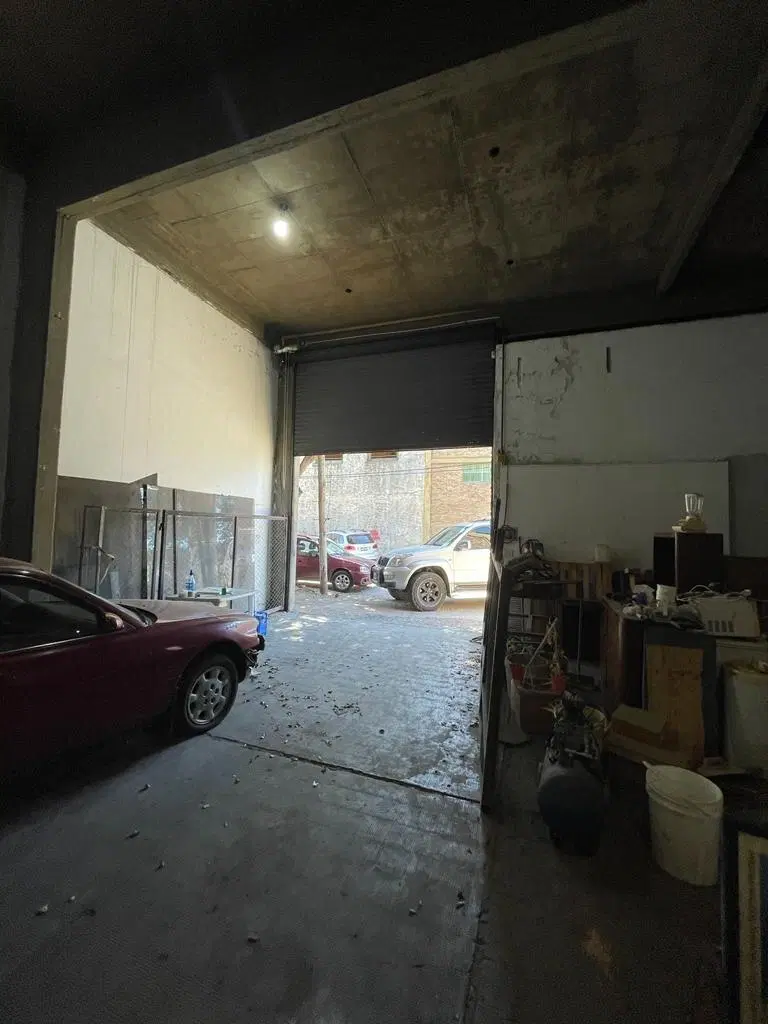 Galpón + Local Comercial | 380 m² | Velez Sarsfield 6764 3