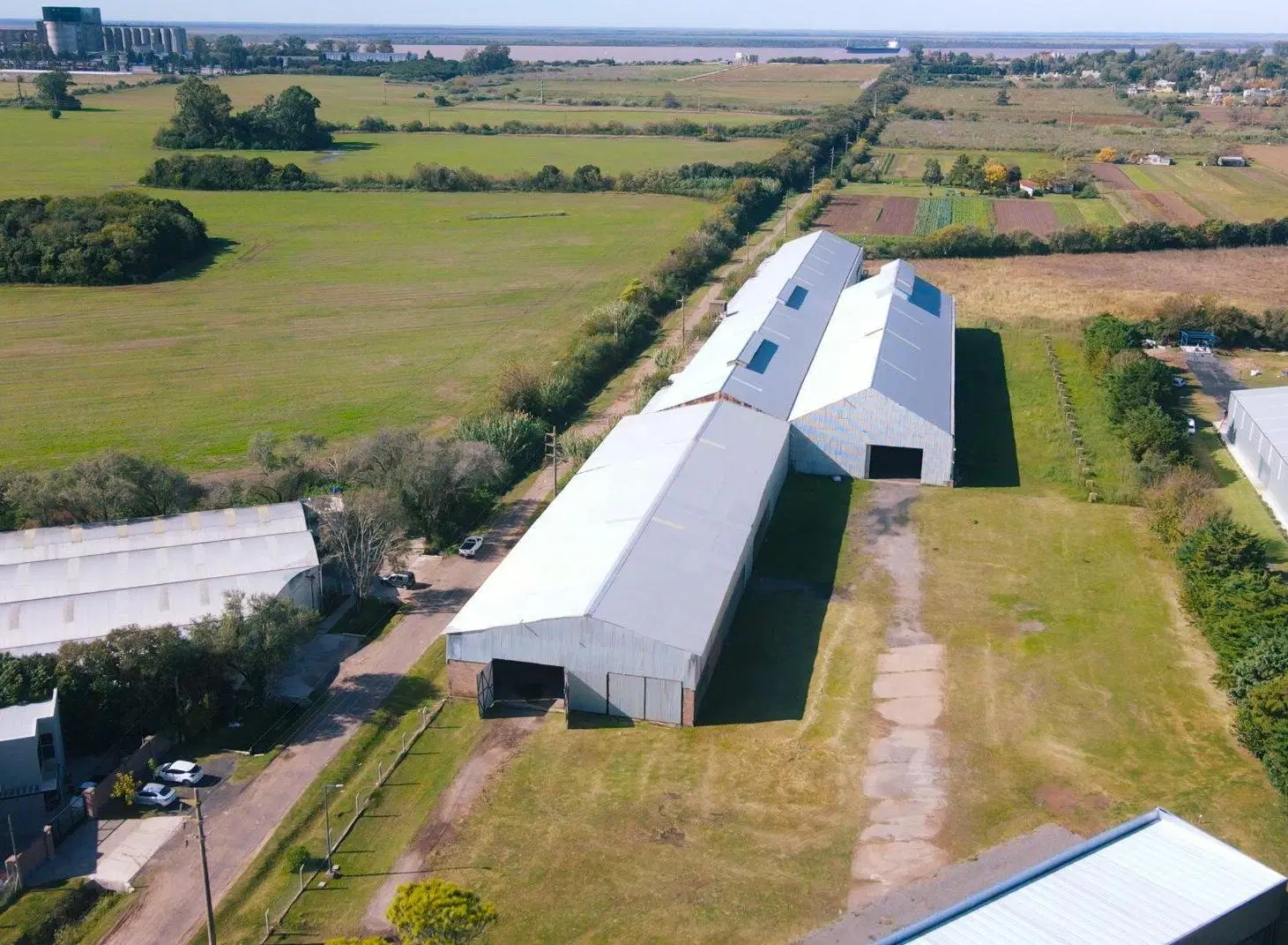 Nave 8200 m² - Ruta 21 km 3,5 - Alvear 5