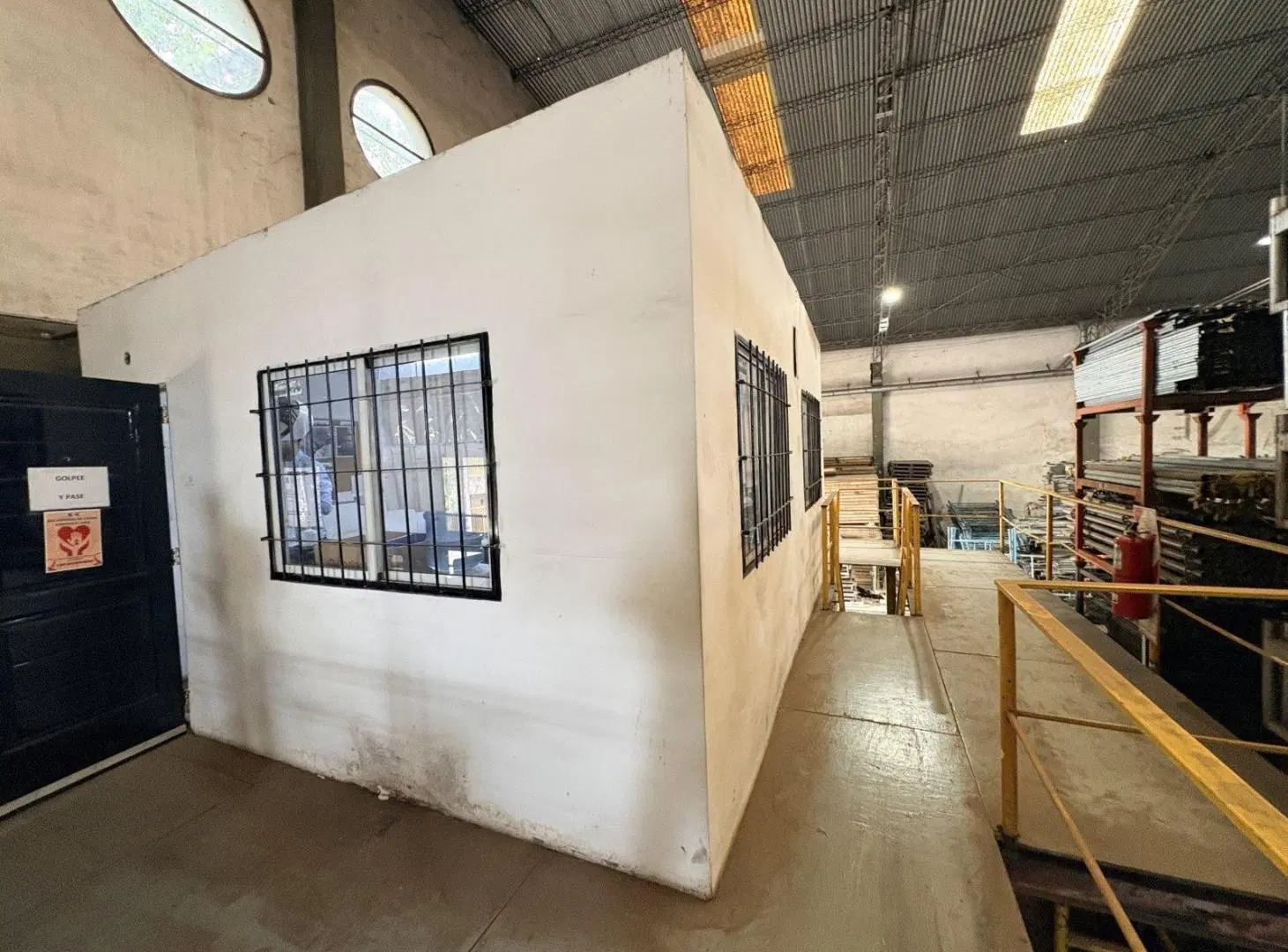 Galpón 1.100 m² - Junín 1035 4