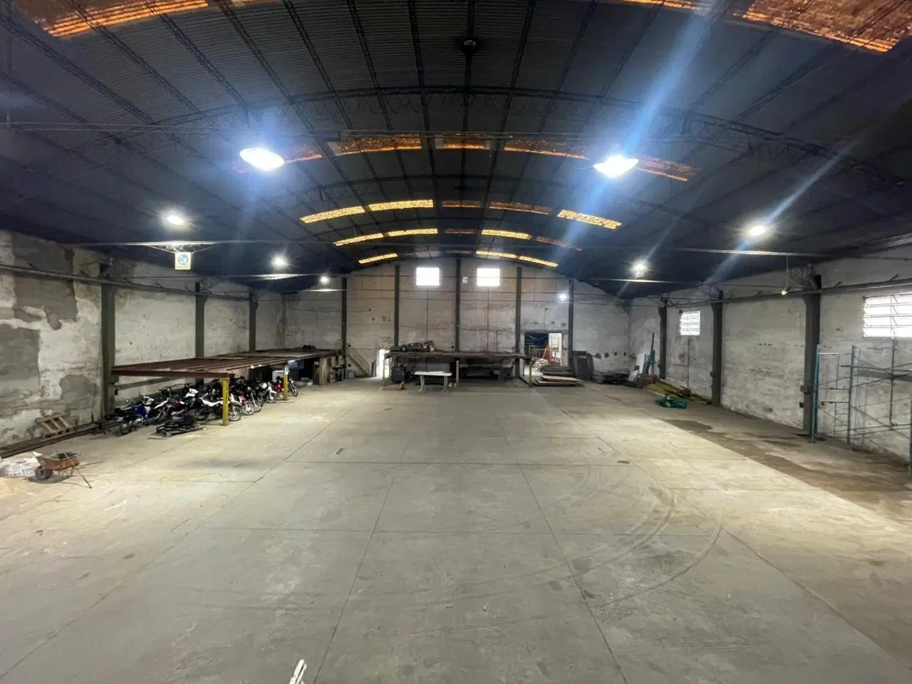 Galpón 1.100 m² - Junín 1035 3