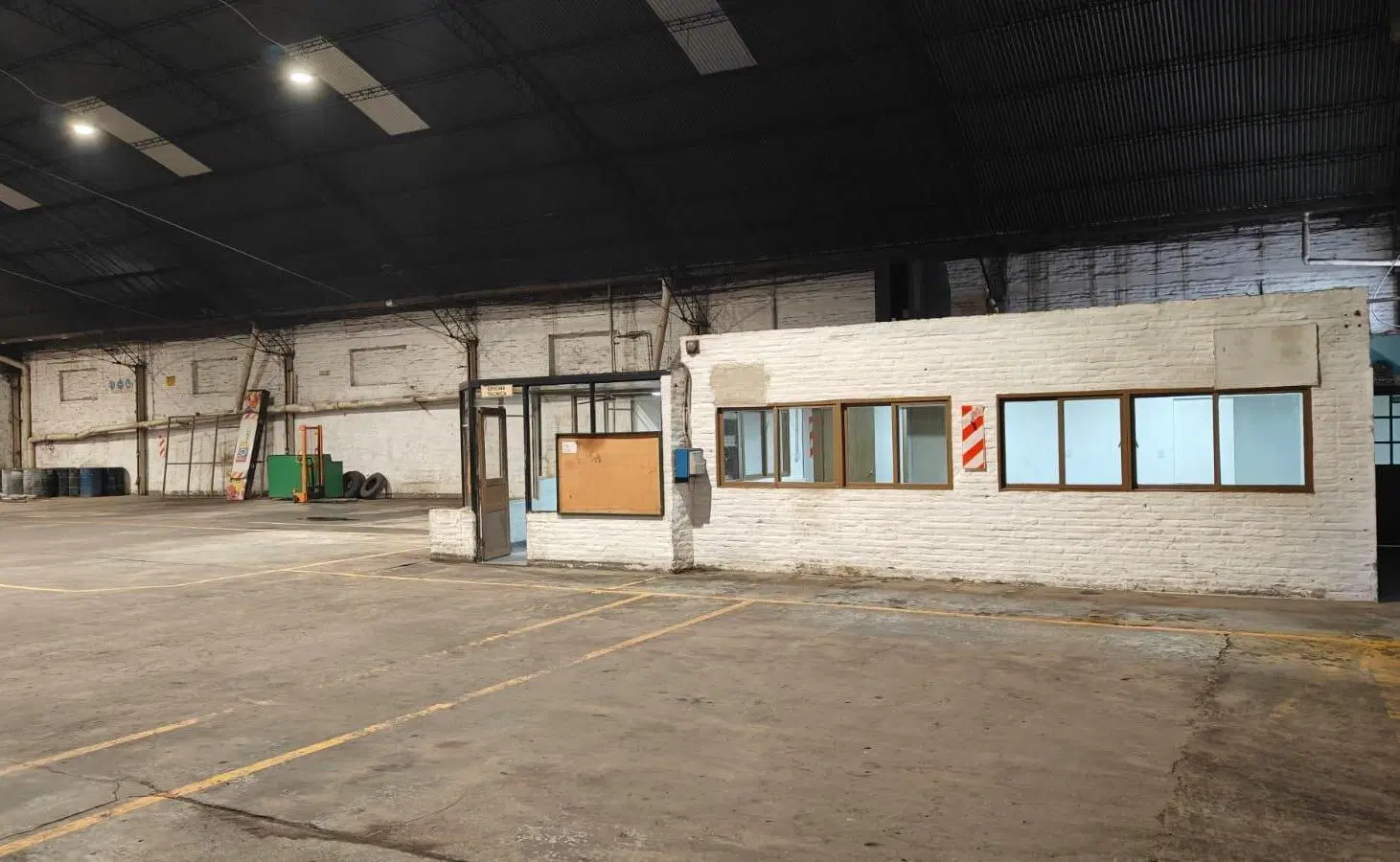Galpón 1200 m² - Circunvalación y Pte Perón 3