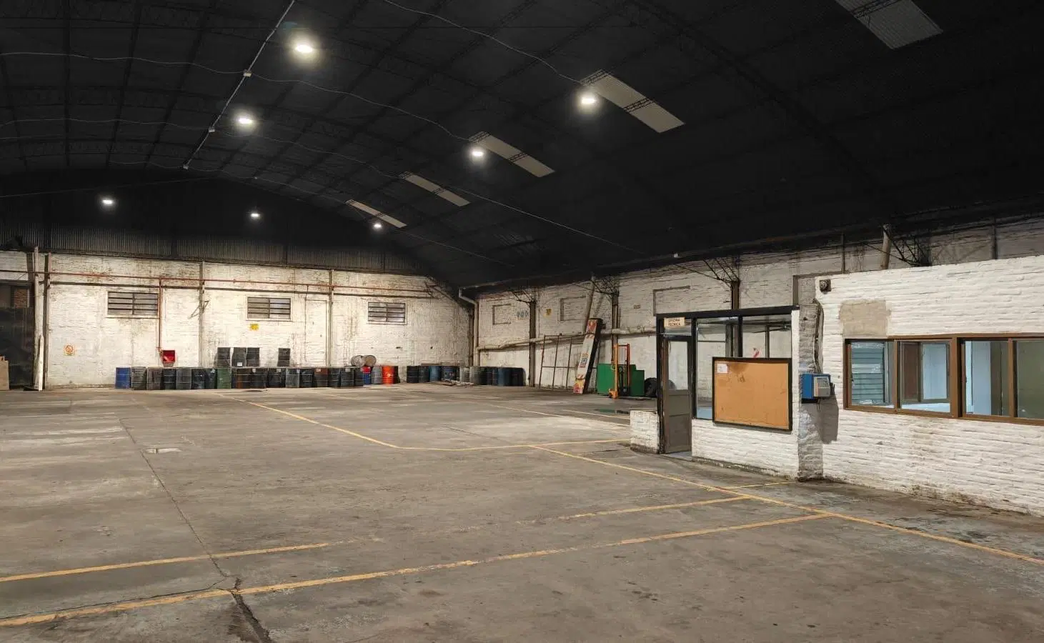 Galpón 1200 m² - Circunvalación y Pte Perón 4