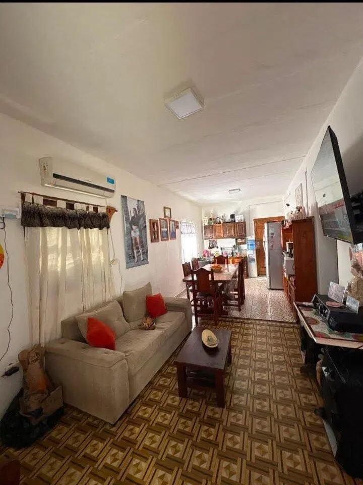 Casa de 2 dormitorios con quincho y parillero - San Martin 2161 1