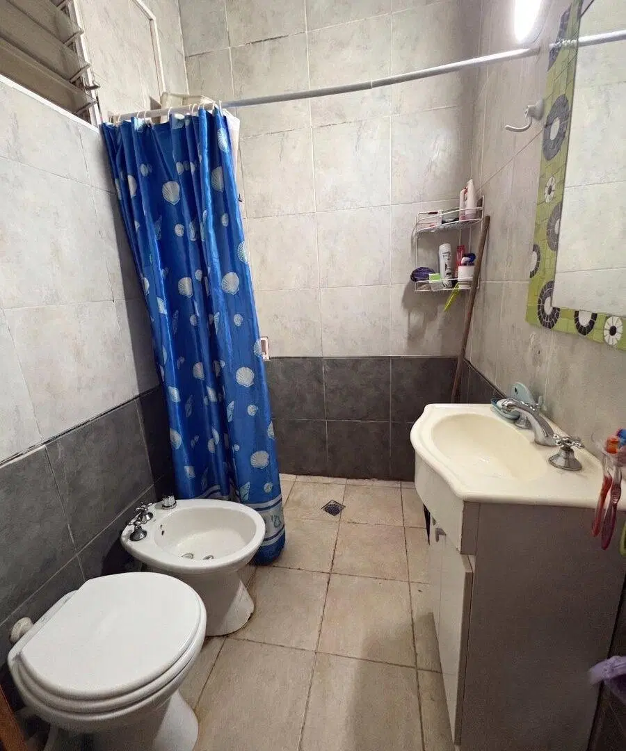 Casa de 2 dormitorios con quincho y parillero - San Martin 2161 2