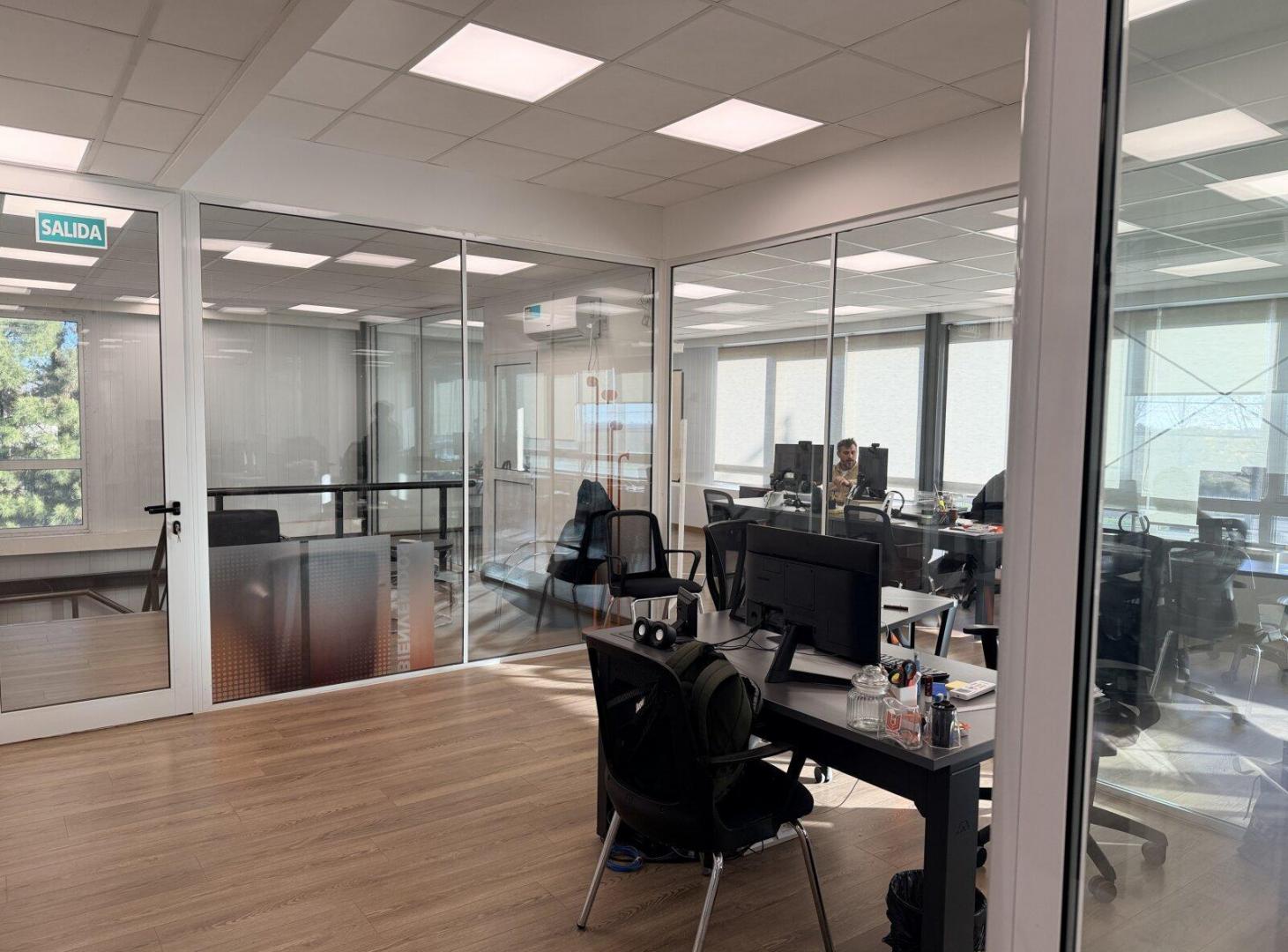Foto de Área Industrial Correa - Nave Industrial con oficinas 2700 m2, imagen 4