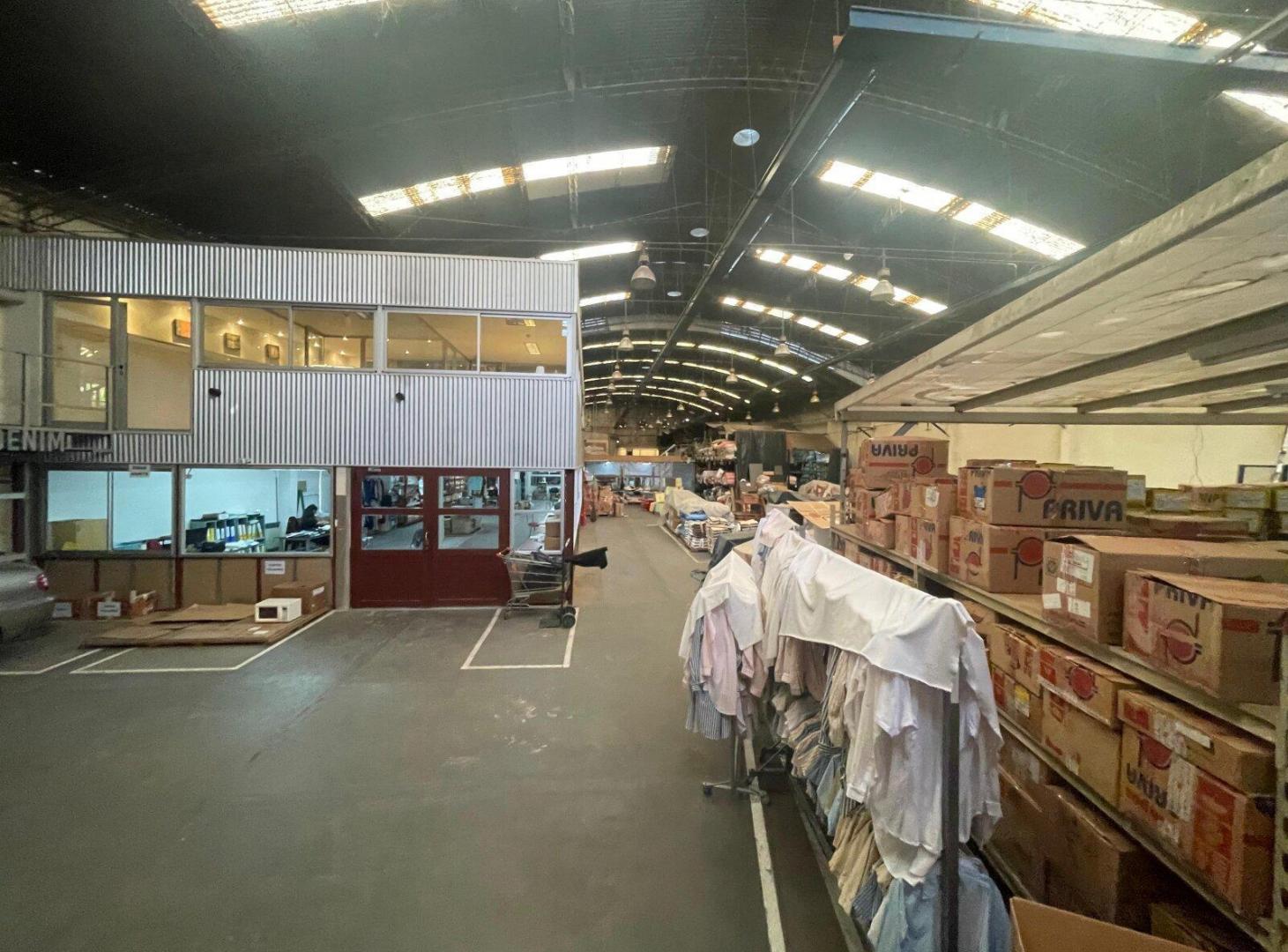 Foto de Tucumán 4261 - Nave Industrial 1492 m2 en alquiler, imagen 2