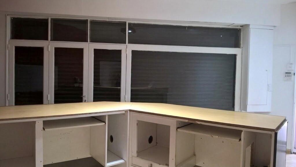 Foto de Constitución 2298 - Local y galpón en venta - 350 m2, imagen 1
