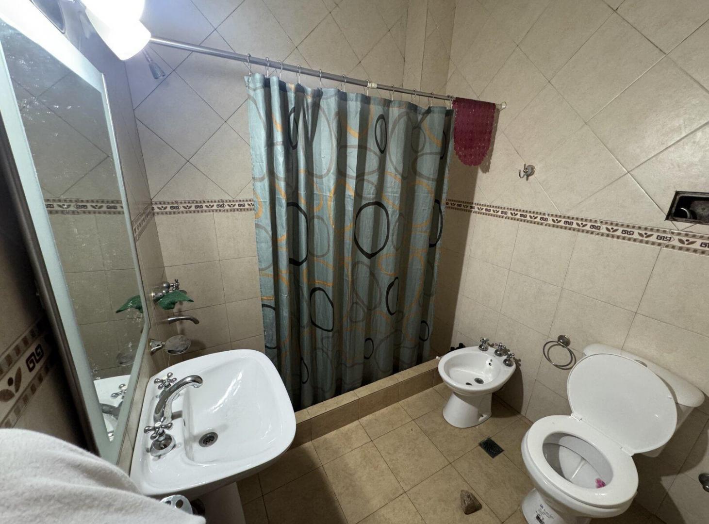 Foto de Buenos Aires 4016 - Casa de 4 dormitorios con patio, cochera, terraza y, imagen 3