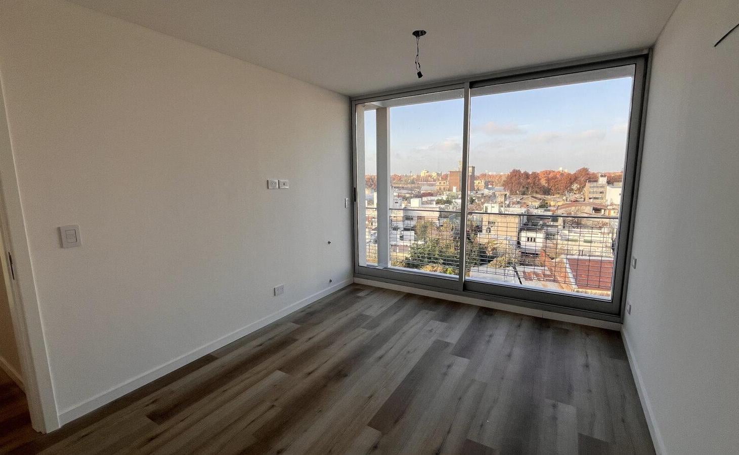Foto de Viamonte 671 | 3 dormitorios | Terraza exclusiva y baulera, imagen 5
