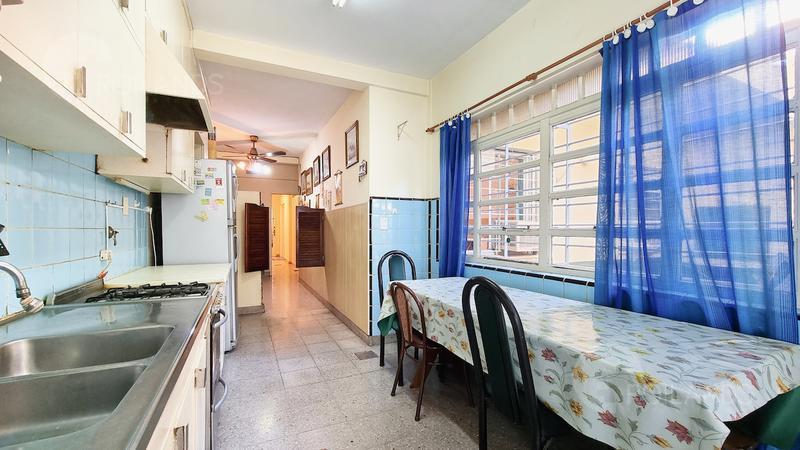 Foto de venta PH en PB al FRENTE con cochera, patio y jardín ENTRADA, imagen 2