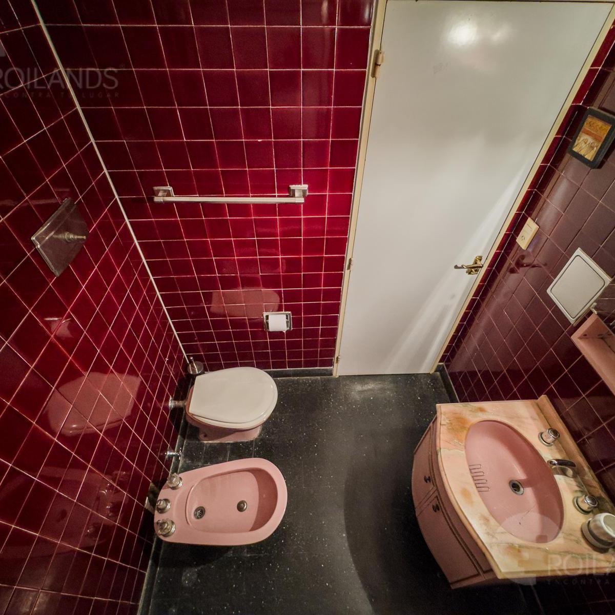 Venta Departamento 7 Ambientes con Balcón Aterrazado y Dependencia en Parque Centenario 1