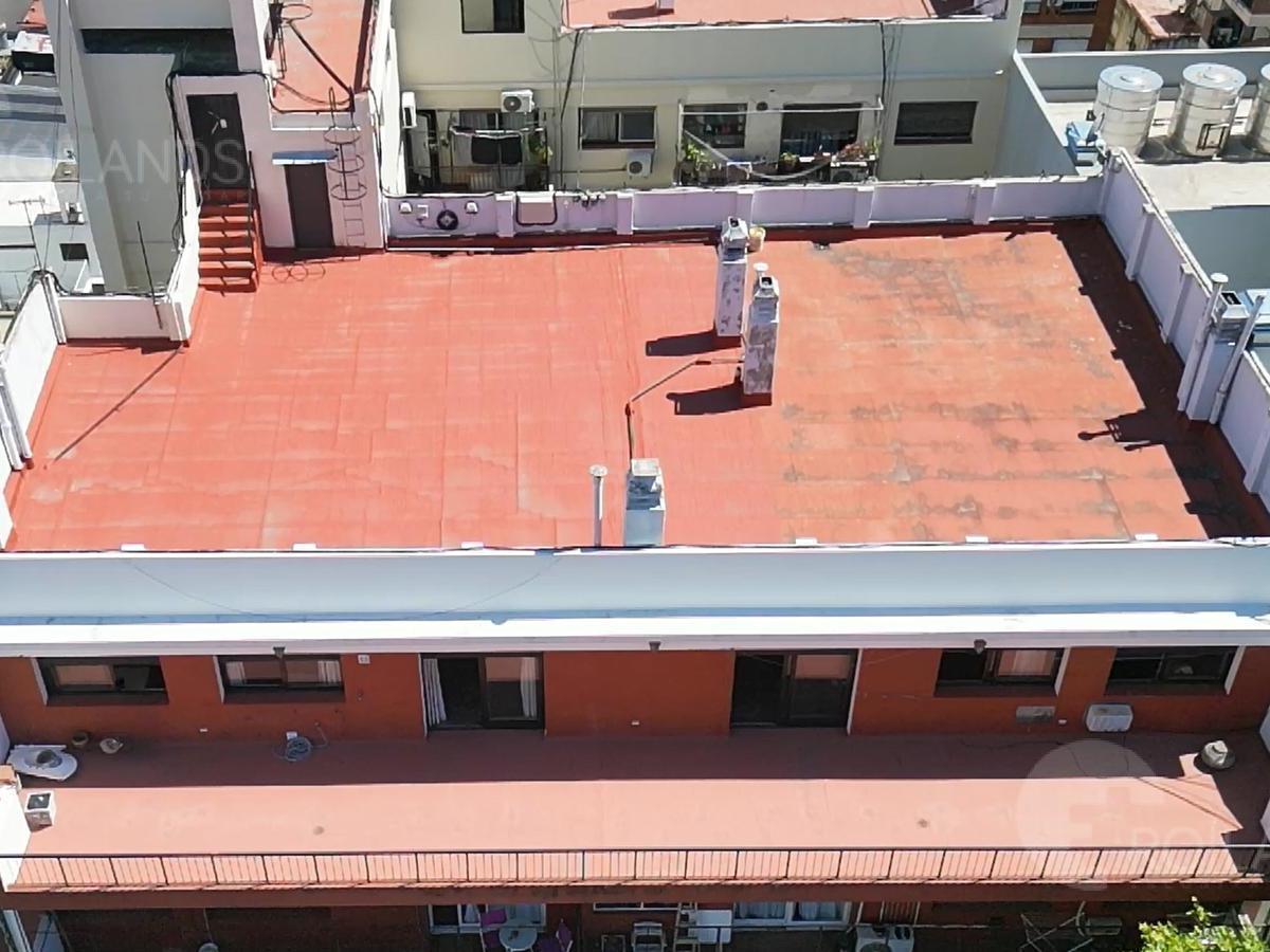 Venta Departamento 7 Ambientes con Balcón Aterrazado y Dependencia en Parque Centenario 5