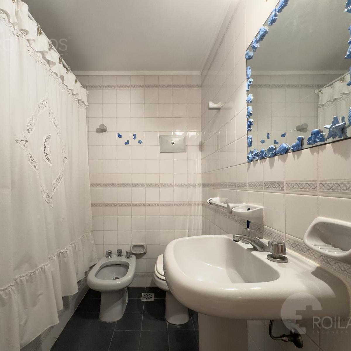 Venta Departamento 4 Ambientes Tipo Triplex con Terraza y Cochera en Recoleta 5