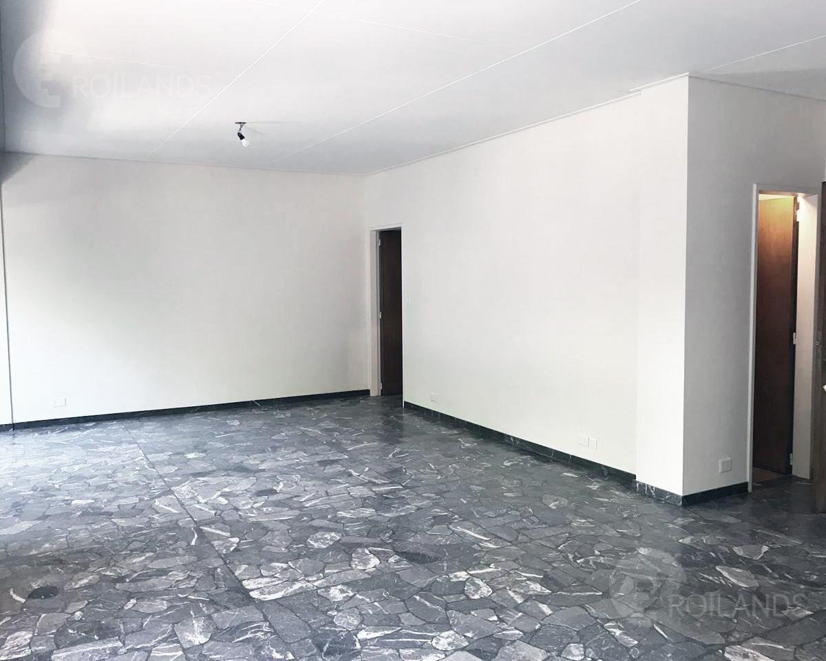 Venta Departamento 7 Ambientes Amplio con Patio en Belgrano 3
