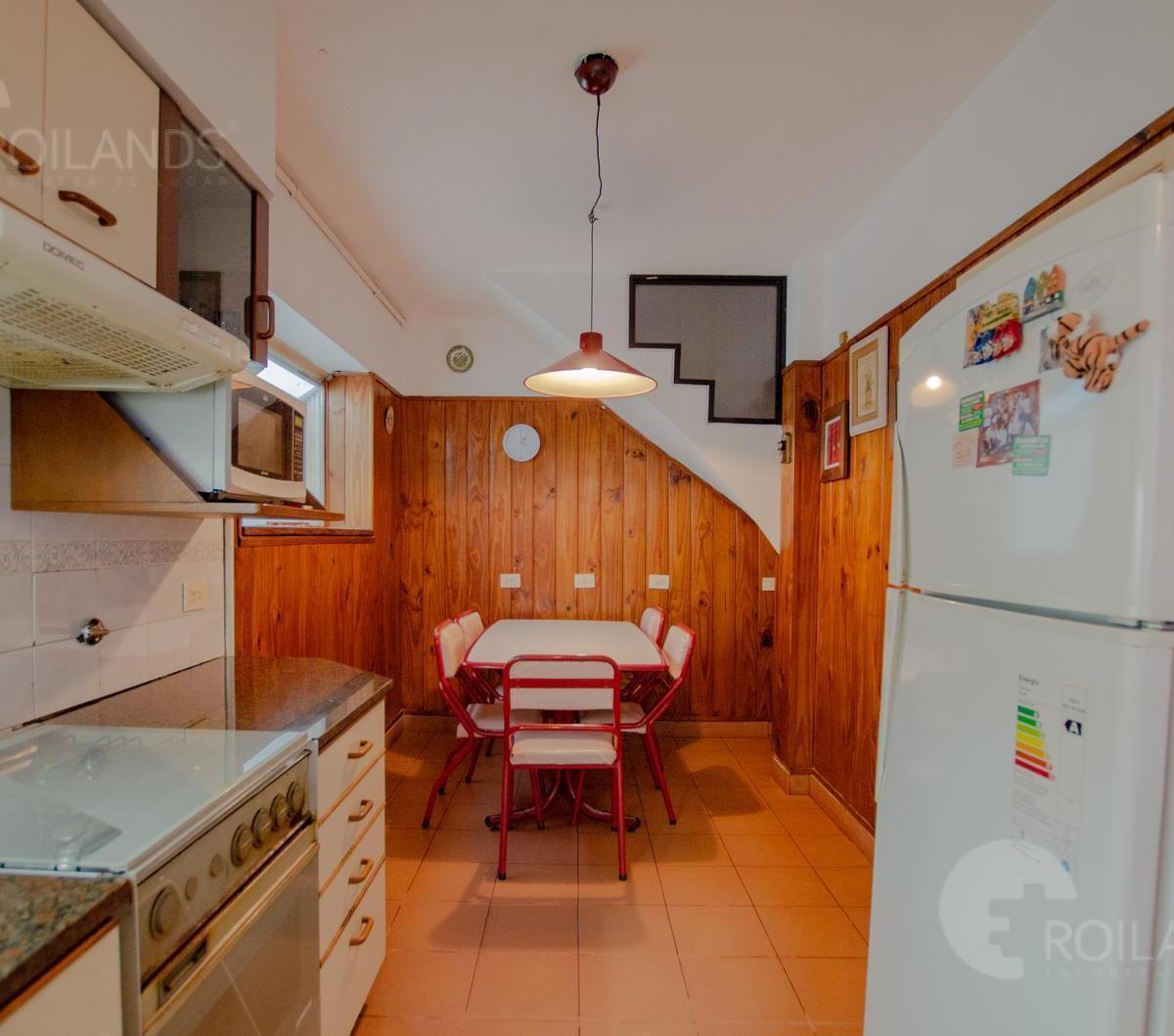 Venta Casa 7 Ambientes en 2 Plantas con Terraza, Quincho y P 4