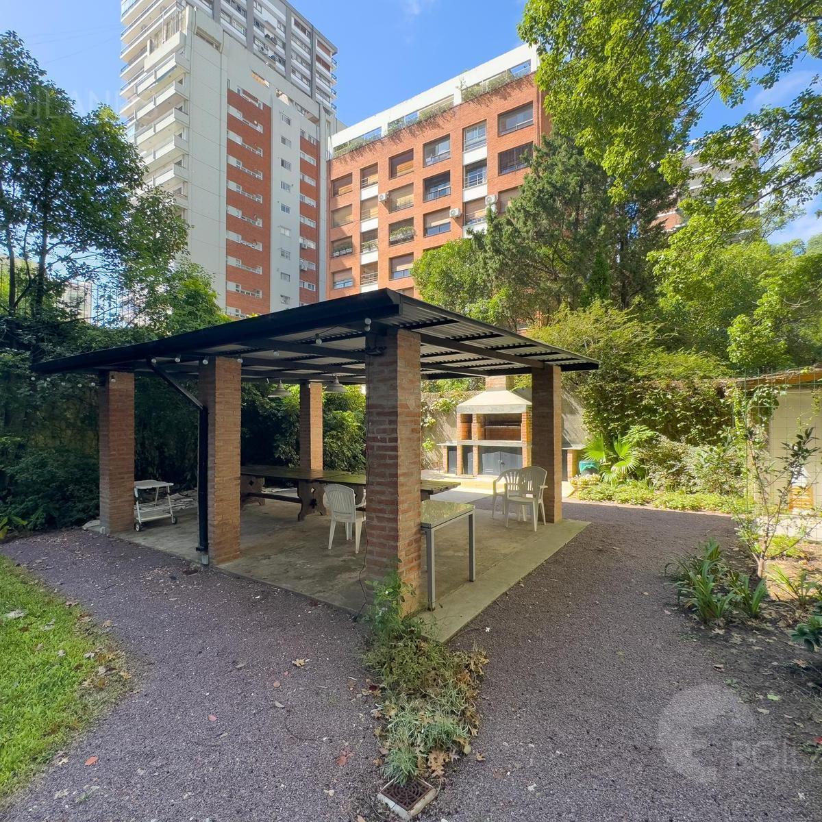 Venta Departamento 7 Ambientes Piso Alto Al Rio y Barrancas 4