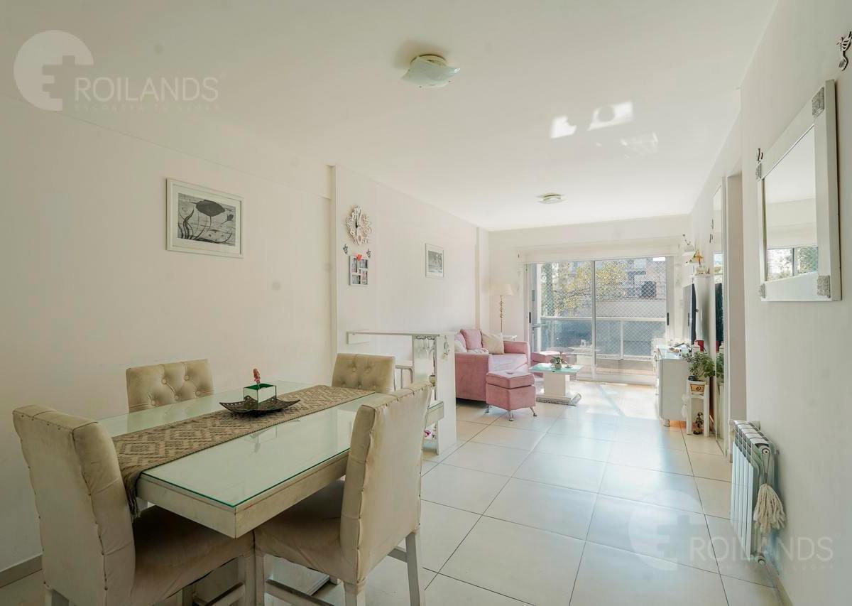 Venta Departamento 3 Ambientes con Cochera y Balcón 5