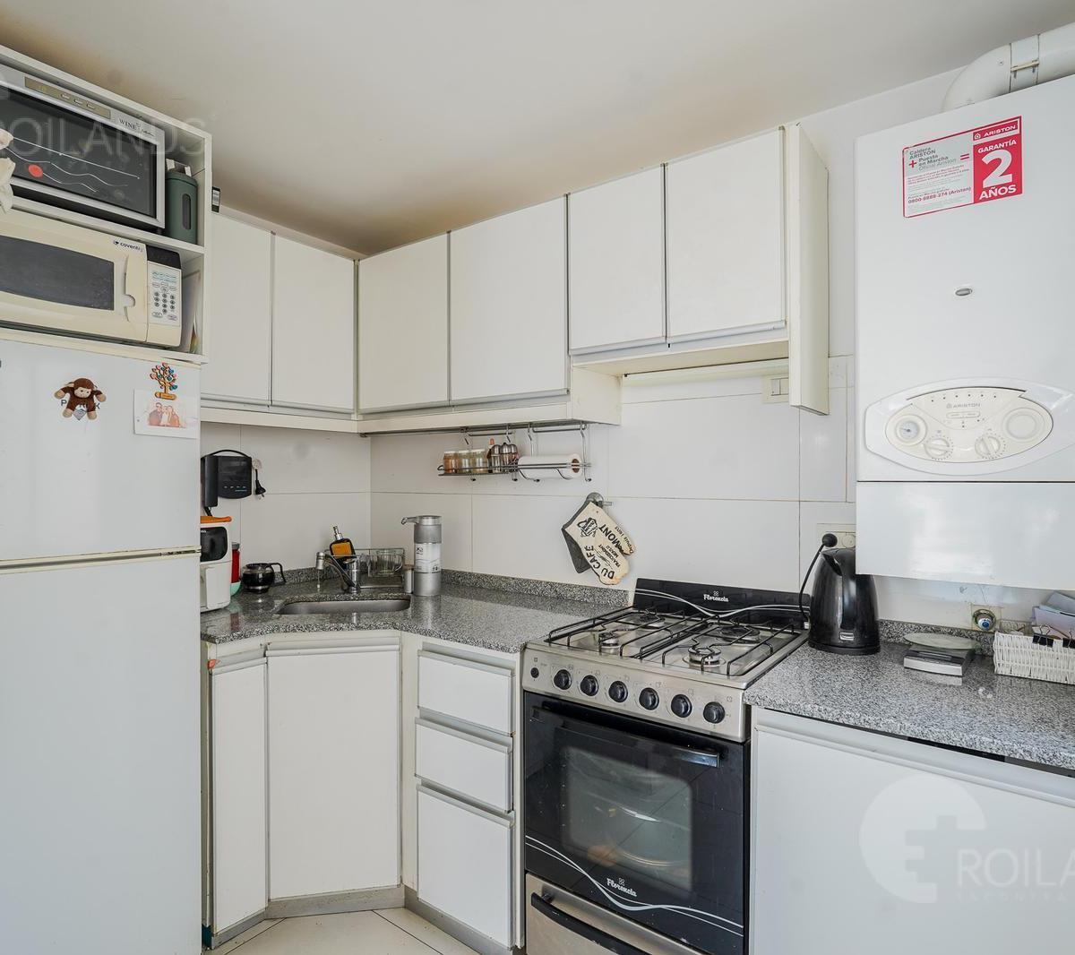 Venta Departamento 3 Ambientes con Cochera y Balcón 4