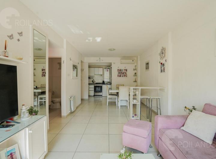 Venta Departamento 3 Ambientes con Cochera y Balcón 5