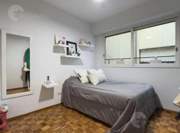 Venta Departamento con cochera 3 ambientes impecable en San Nicolás 4