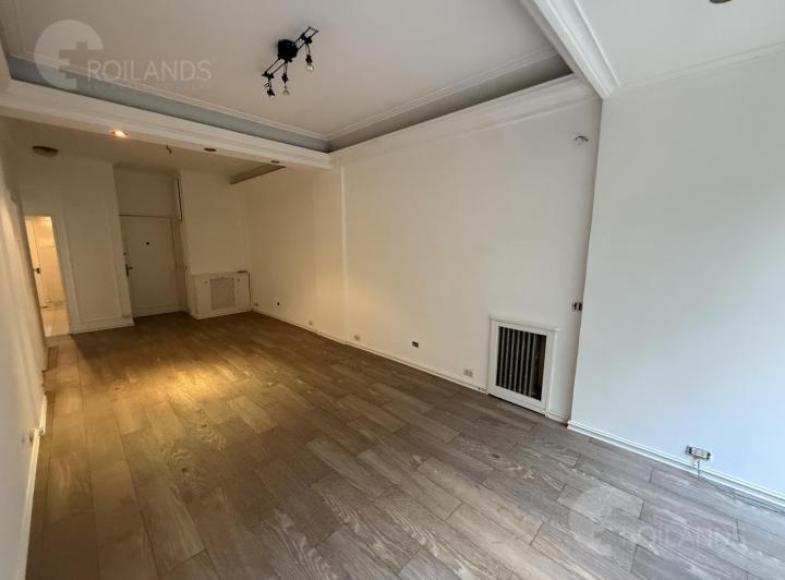 Venta Departamento 5 Ambientes con Patio en  Recoleta 1
