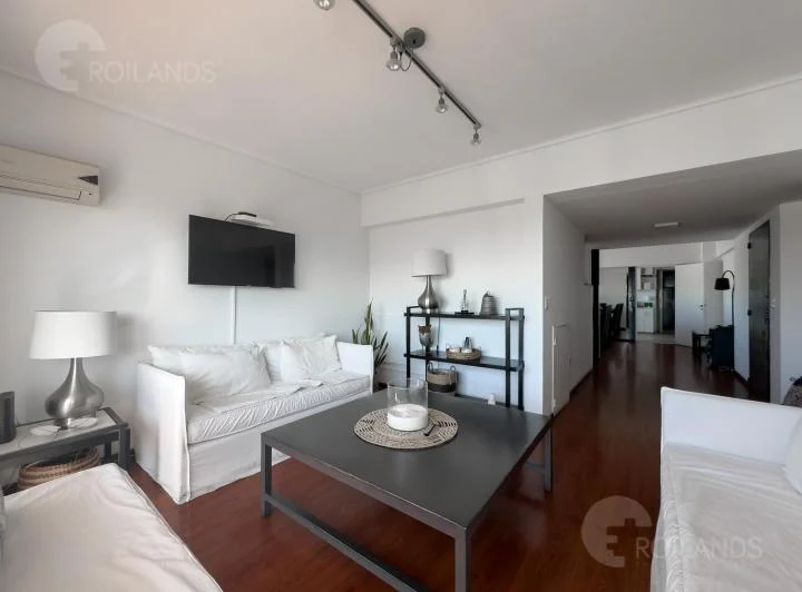 EN VENTA EXCLUSIVO TRIPLEX 5 AMBIENTES,TERRAZA,BALCÓN,COCHERA Y BAULERA RECOLETA 3