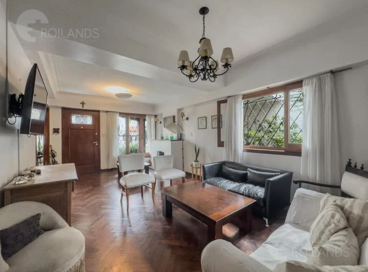 Venta Casa 7 Ambientes Jardín Pileta Quincho San Isidro 3