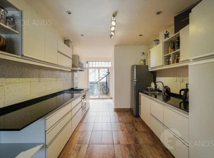 Venta PH 4 ambientes con terraza cochera reciclado 2