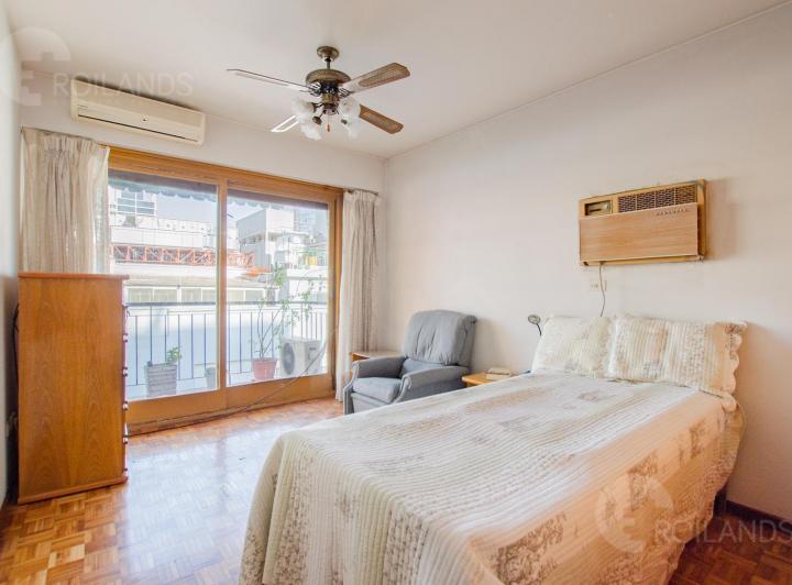 Venta Departamento 5 Ambientes  con Dependencia, Balcón y Cochera en Belgrano 3