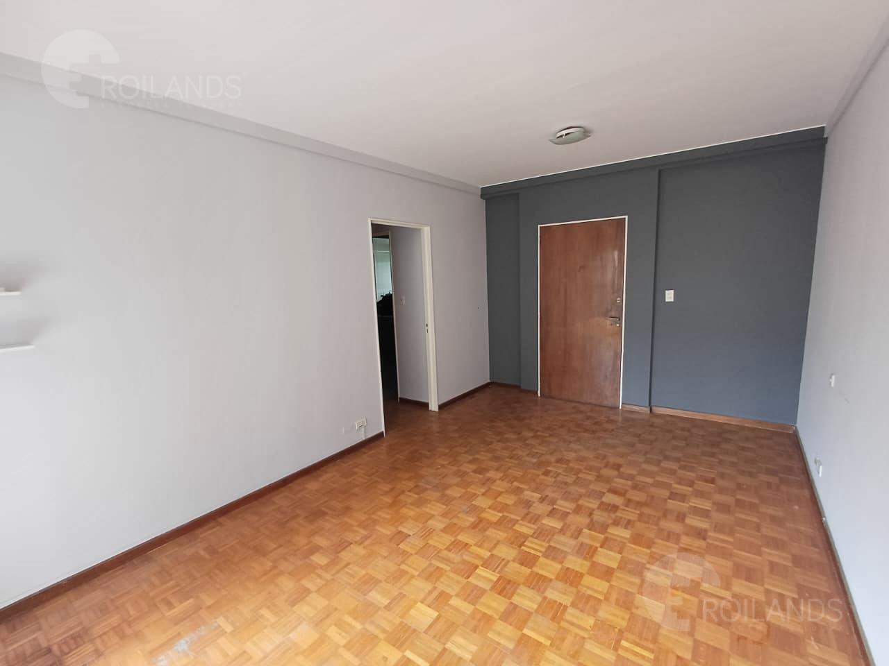 Foto de Amplio 3 amb c/dependencia en Retiro-Recoleta. Ideal vivienda o, imagen 5