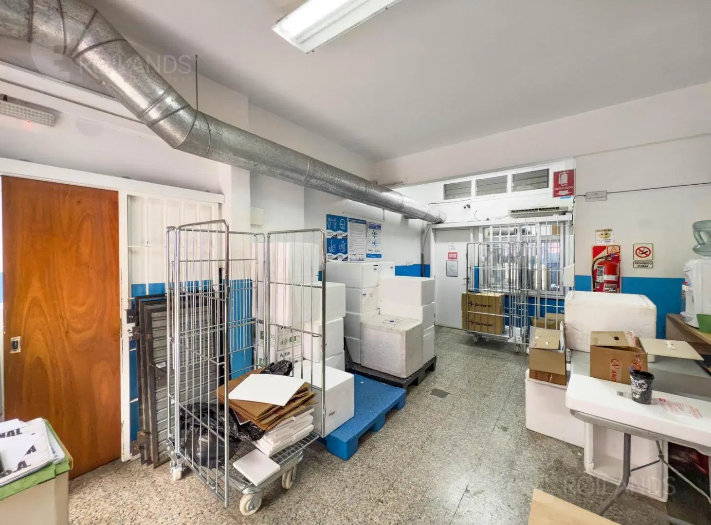 Local Comercial 100M2 totales. Inmejorable ubicacion Chacarita 5