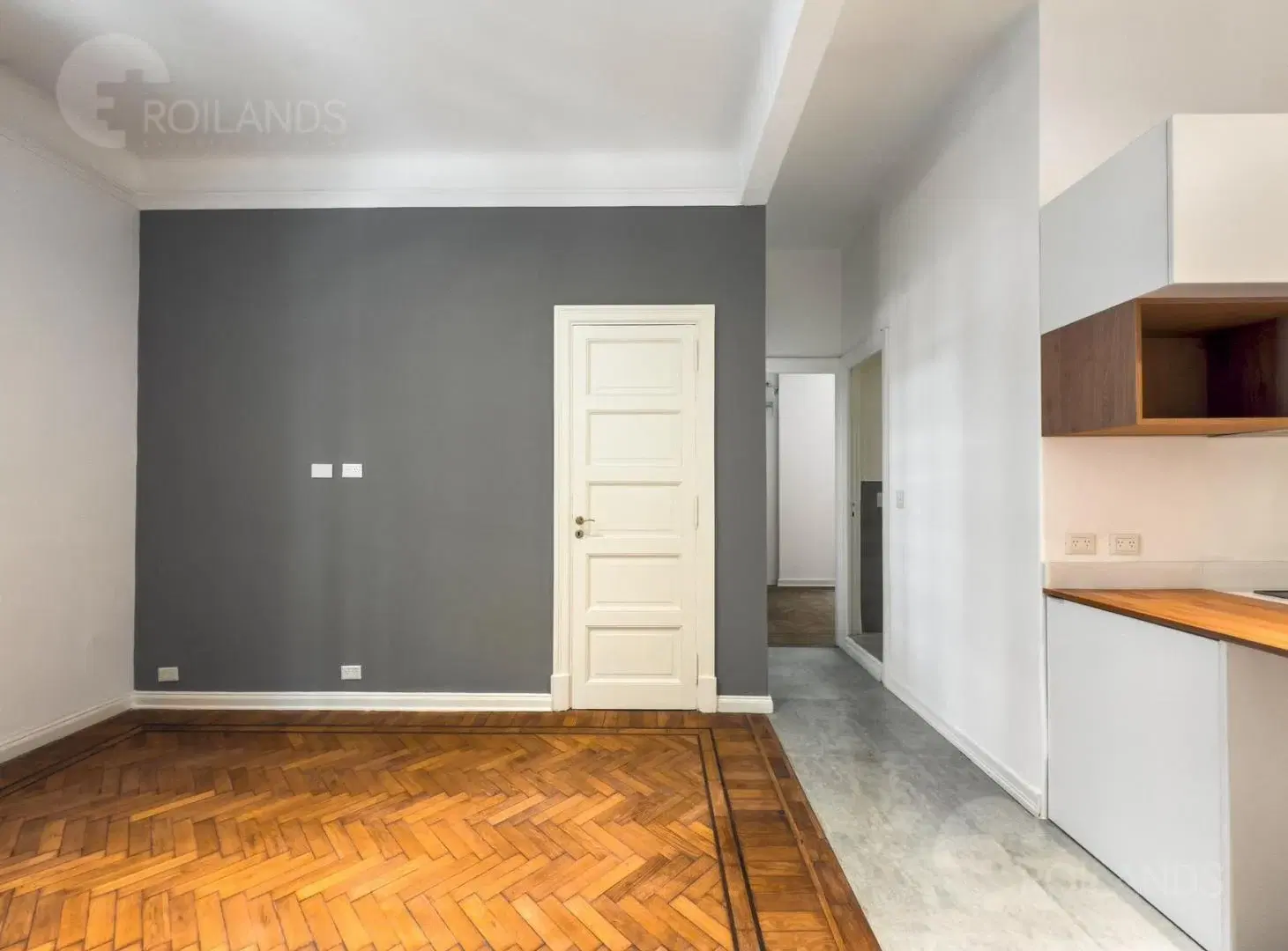 VENTA DEPARTAMENTO 3 AMBIENTES  RECICLADO C/ BALCÓN EN EL CENTRO 2