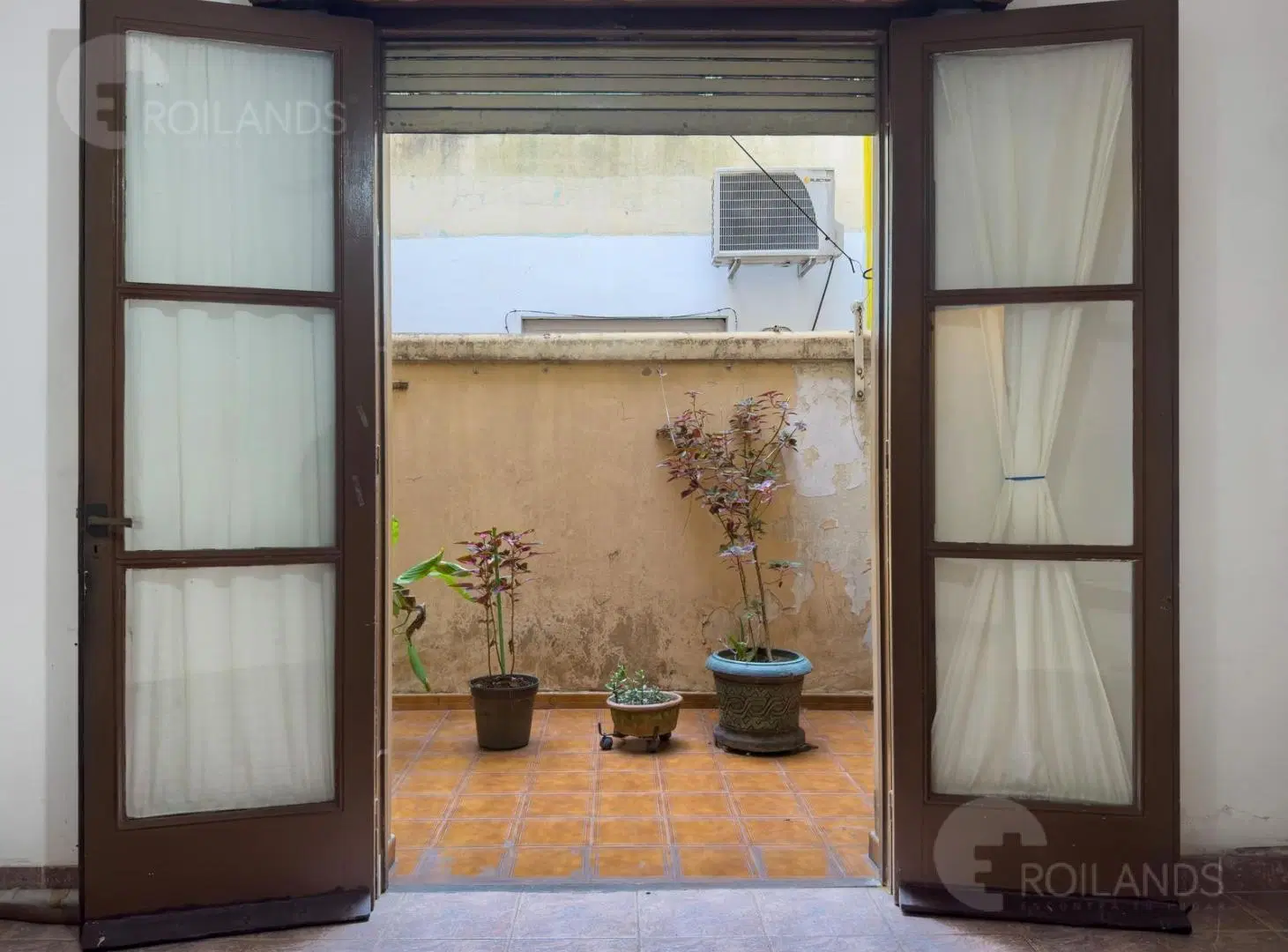 Venta Departamento PH con 2 patios en Abasto 2