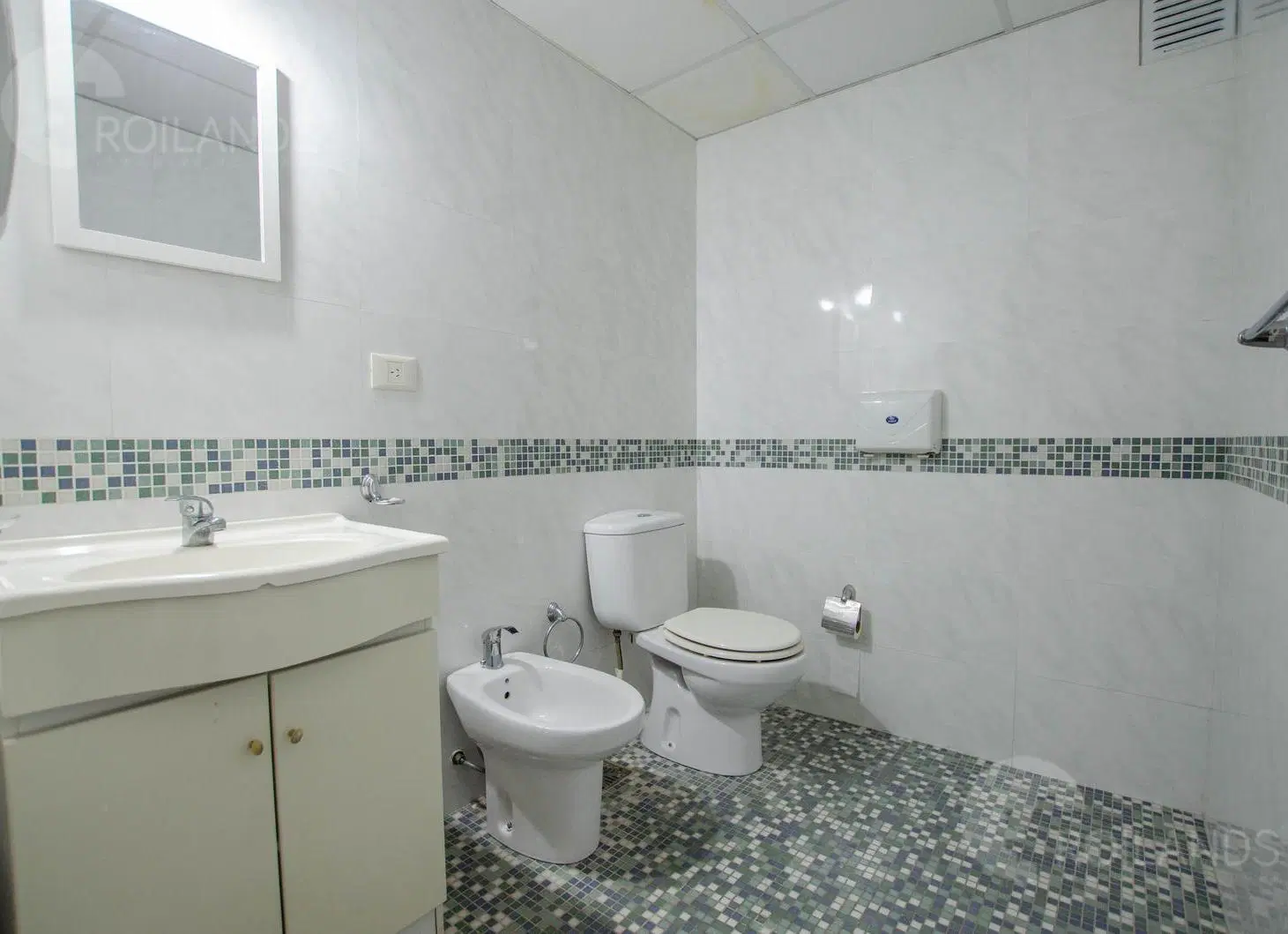 Venta Oficina 62m2 en Tribunales 4
