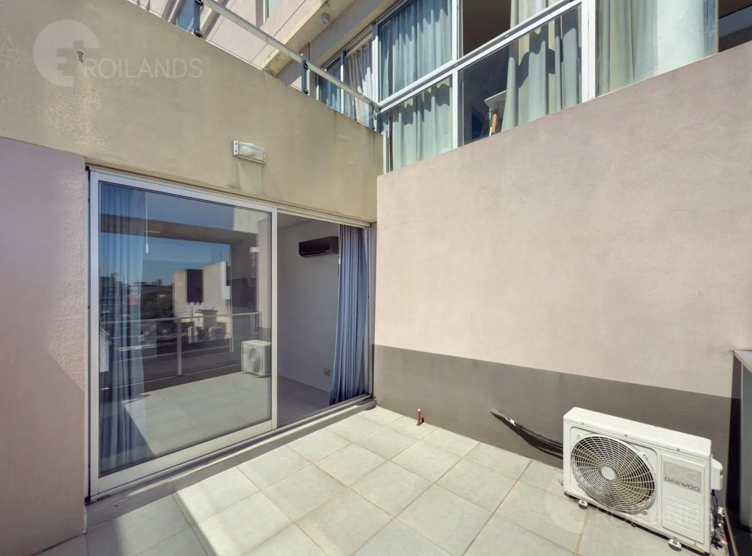 Venta Departamento monoambiente balcón aterrazado amenities 5