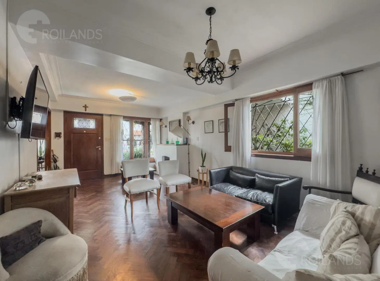 VENTA CASA SAN ISIDRO 7 AMBIENTES CON PILETA QUINCHO Y 2 COCHERAS 5