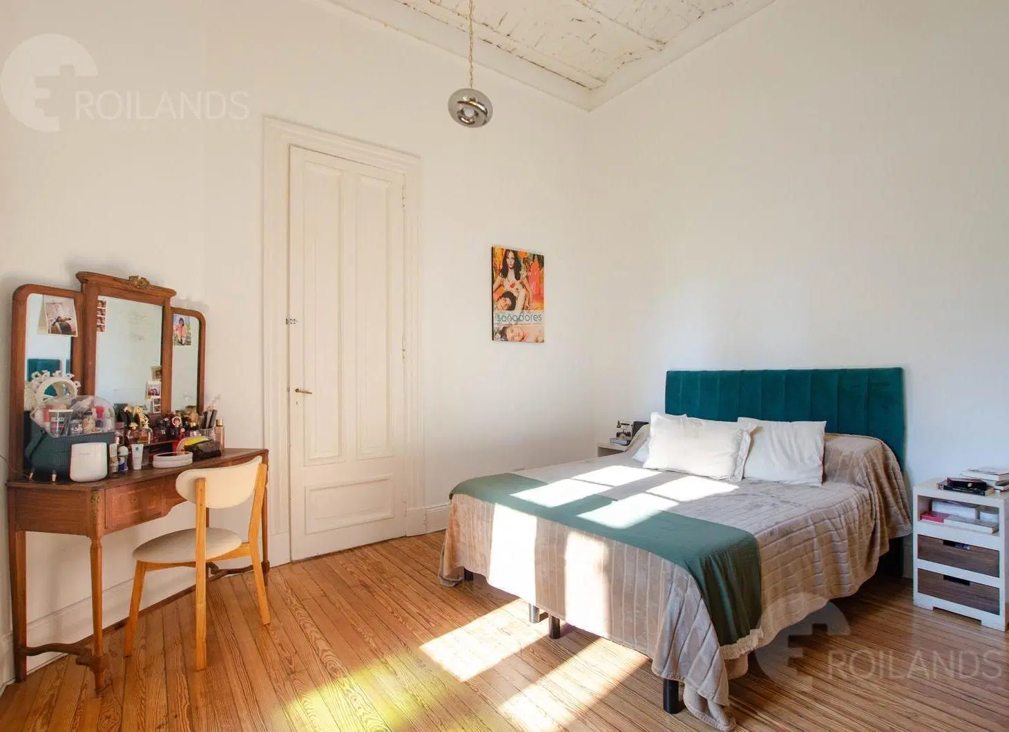 Venta PH 6 Ambientes Refaccionado con Balcón y Galería en Monserrat 4