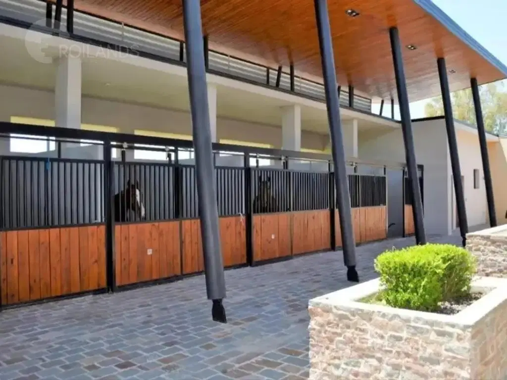 Venta Terreno con proyecto de construcción aprobado Área 60 Amenities Premium 5